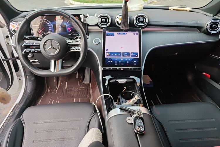 Used Mercedes-Benz C-Class 2023 C 260 L Sport Edition Center Console