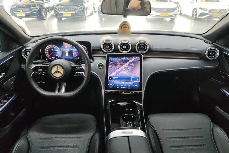 Used Mercedes-Benz C-Class 2023 Restyled C 260 L Sport Edition Center Console