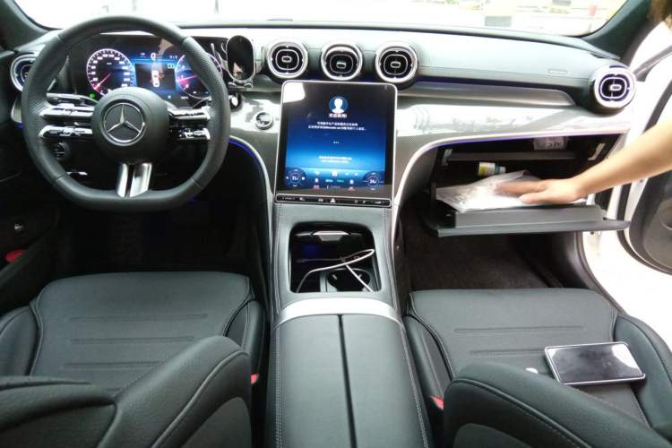 Used Mercedes-Benz C-Class 2023 C 260 L Sport Edition Center Console