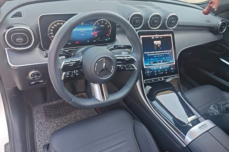 Used Mercedes-Benz C-Class 2023 Revised C 200 L Sport Edition Center Console
