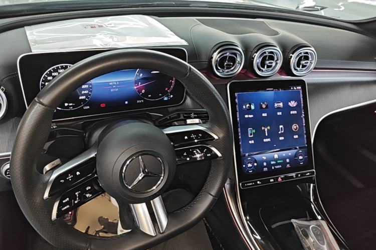 Used Mercedes-Benz C-Class 2023 Revised C 200 L Sport Edition Center Console