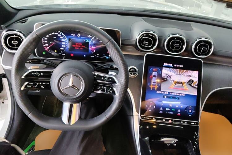 Used Mercedes-Benz C-Class 2023 Revised C 200 L Sport Edition Center Console