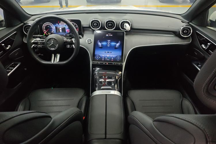 Used Mercedes-Benz C-Class 2023 Revised C 200 L Sport Edition Center Console