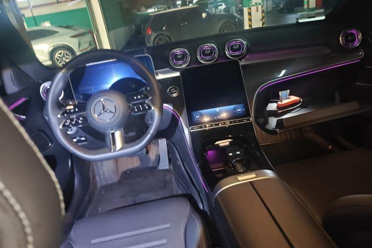 Used Mercedes-Benz C-Class 2023 C 260 L Sport Edition Center Console