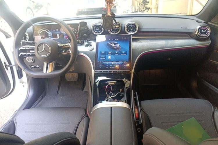 Used Mercedes-Benz C-Class 2023 Restyled C 260 L Sport Edition Center Console