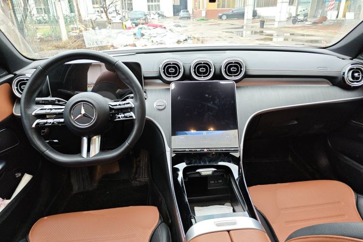 Used Mercedes-Benz C-Class 2023 C 260 L Sport Edition Center Console