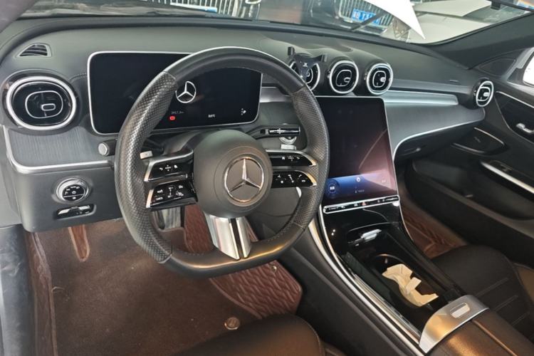 Used Mercedes-Benz C-Class 2023 Revised C 200 L Sport Edition Center Console
