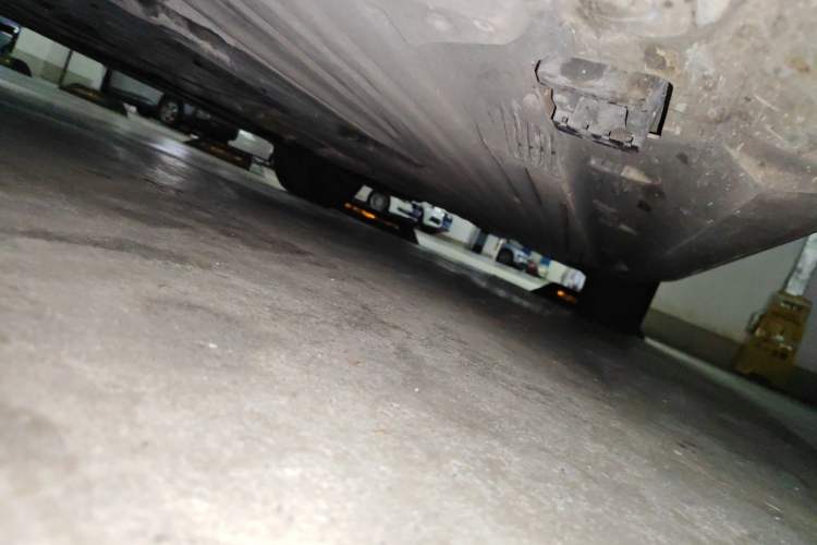 Used Mercedes-Benz C-Class 2023 Revised C 200 L Sport Edition Chassis Front Left