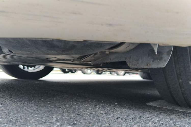 Used Mercedes-Benz C-Class 2023 C 260 L Sport Edition Chassis Front Left