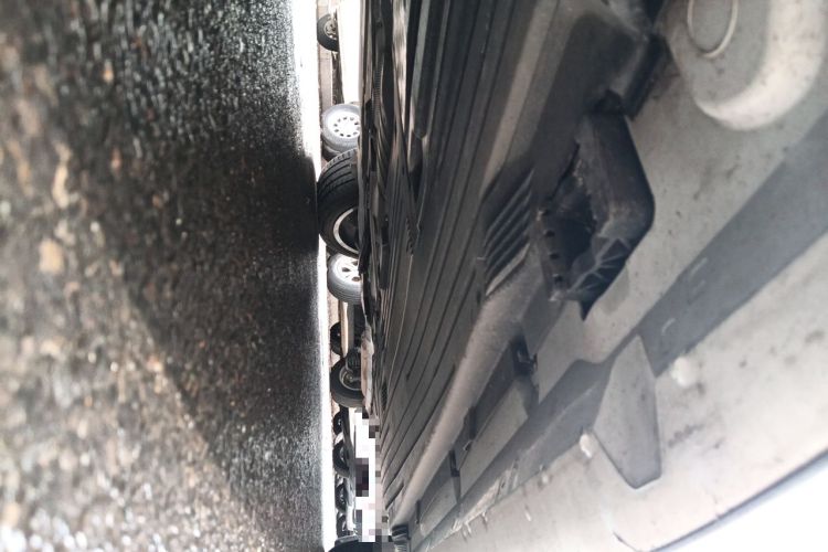 Used Mercedes-Benz C-Class 2023 C 260 L Sport Edition Chassis Front Left