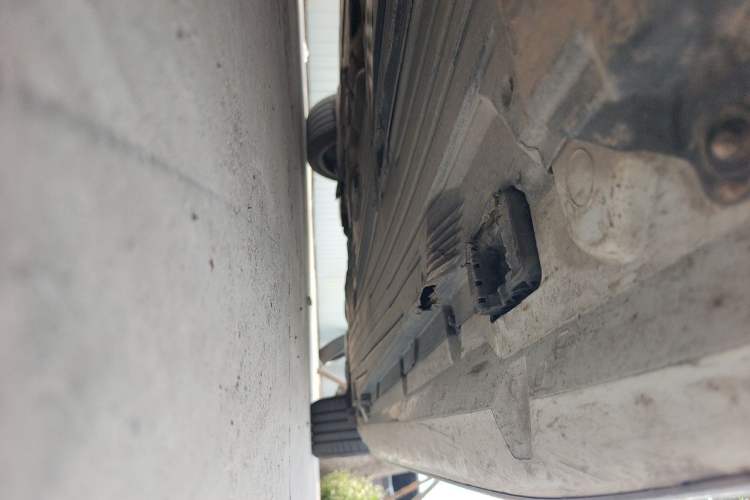 Used Mercedes-Benz C-Class 2023 C 200 L Sport Edition Chassis Front Left