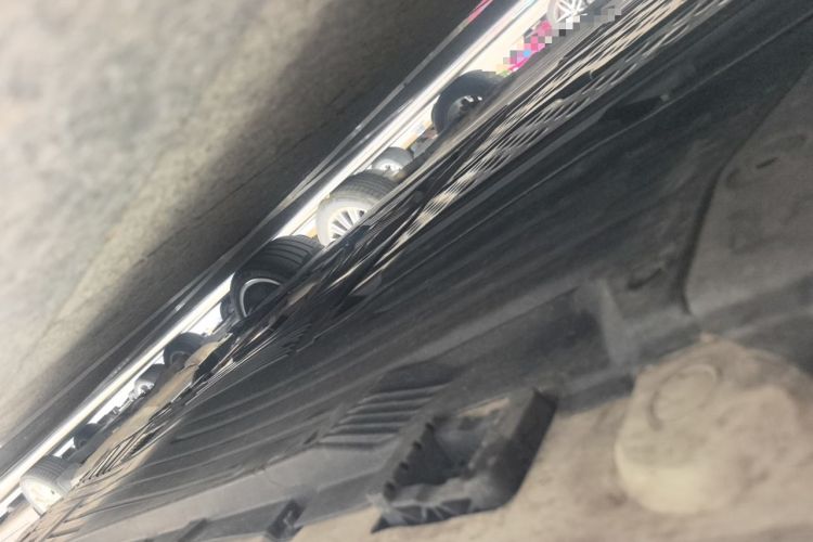 Used Mercedes-Benz C-Class 2023 Second Facelift C 260 L Sport Edition Chassis Front Left
