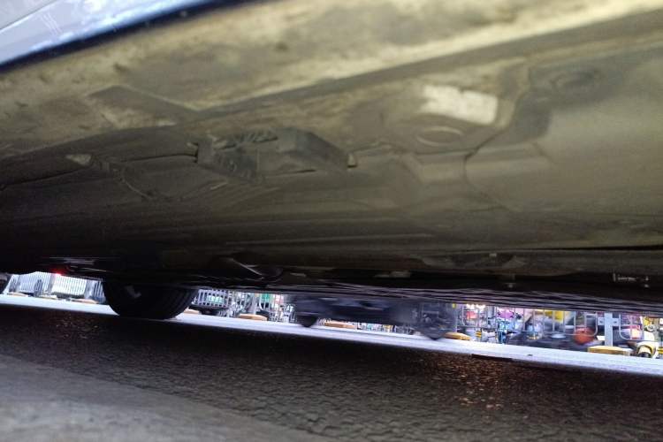 Used Mercedes-Benz C-Class 2023 C 260 L Bright Night Sports Edition Chassis Front Right