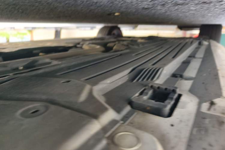Used Mercedes-Benz C-Class 2023 C 260 L Sport Edition Chassis Front Right
