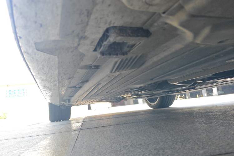 Used Mercedes-Benz C-Class 2023 C 260 L Sport Edition Chassis Front Right