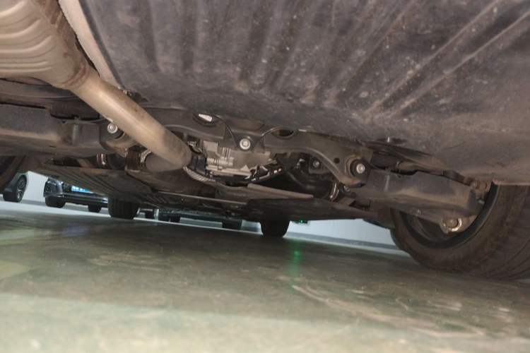 Used Mercedes-Benz C-Class 2023 Revised C 200 L Sport Edition Chassis Rear