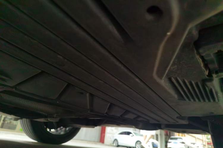 Used Mercedes-Benz C-Class 2023 C 260 L Sport Edition Chassis Rear Left