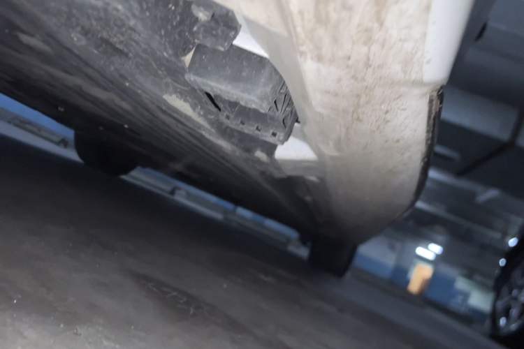 Used Mercedes-Benz C-Class  Chassis Rear Right