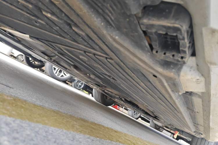 Used Mercedes-Benz C-Class 2023 C 260 L Sport Edition Chassis Rear Right