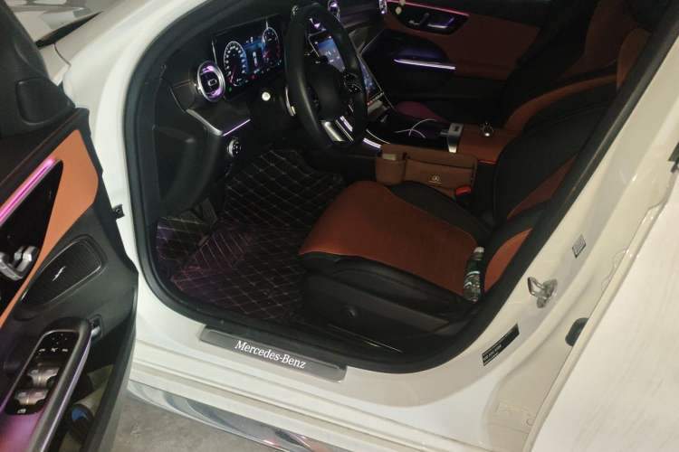 Used Mercedes-Benz C-Class 2023 Restyled C 260 L Sport Edition Driver Seat