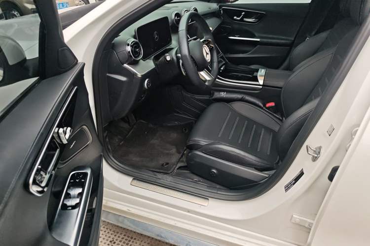 Used Mercedes-Benz C-Class 2023 C 200 L Sport Edition Driver Seat