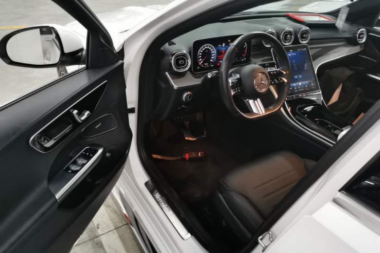 Used Mercedes-Benz C-Class 2023 C 260 L Sport Edition Driver Seat