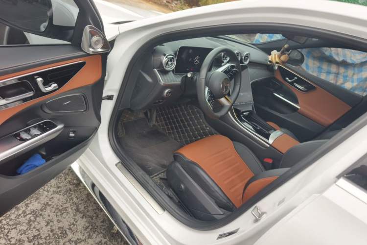 Used Mercedes-Benz C-Class 2023 C 200 L Sport Edition Driver Seat