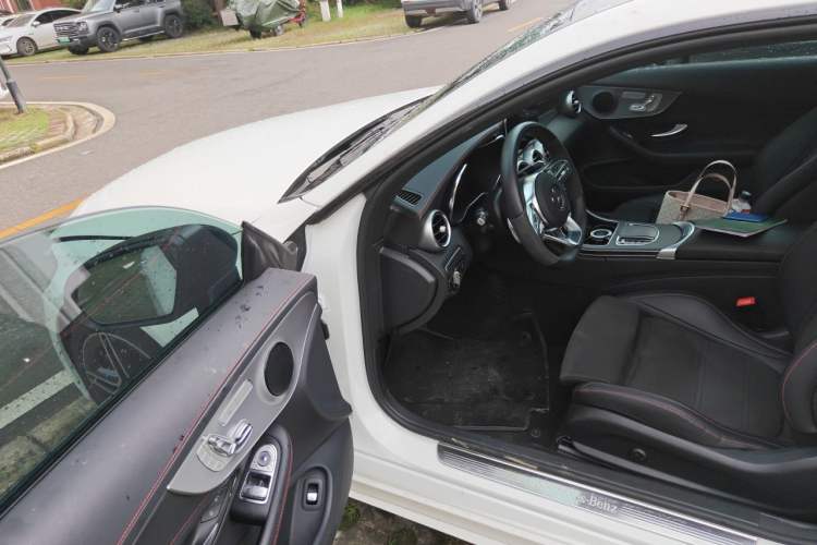 Used Mercedes-Benz C-Class 2023 C 260 Coupe Driver Seat