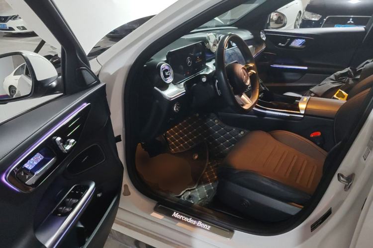 Used Mercedes-Benz C-Class 2023 Restyled C 260 L Sport Edition Driver Seat