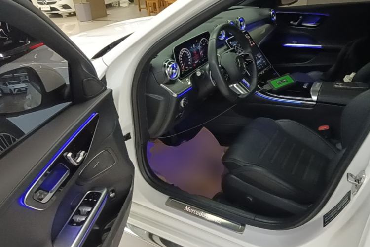 Used Mercedes-Benz C-Class 2023 Restyled C 260 L Sport Edition Driver Seat