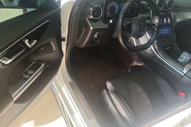 Used Mercedes-Benz C-Class 2023 Revised C 200 L Sport Edition Driver Seat
