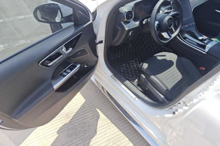 Used Mercedes-Benz C-Class 2023 Revised C 200 L Sport Edition Driver Seat