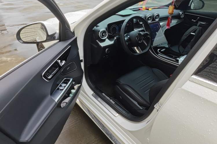 Used Mercedes-Benz C-Class 2023 C 260 L Sport Edition Driver Seat