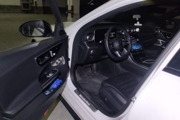 Used Mercedes-Benz C-Class 2023 Second Facelift C 260 L Starry Night Sports Edition Driver Seat