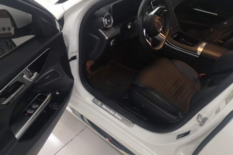 Used Mercedes-Benz C-Class 2023 Restyled C 260 L Sport Edition Driver Seat