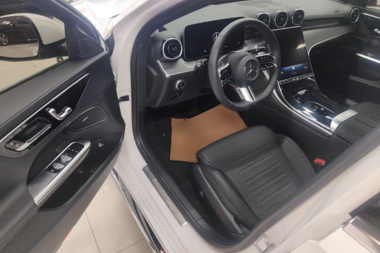 Used Mercedes-Benz C-Class 2023 Revised C 200 L Sport Edition Driver Seat