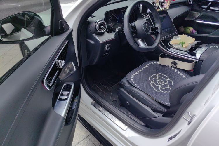 Used Mercedes-Benz C-Class 2023 C 260 L Bright Night Sports Edition Driver Seat