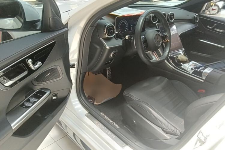 Used Mercedes-Benz C-Class 2023 Revised C 200 L Sport Edition Driver Seat