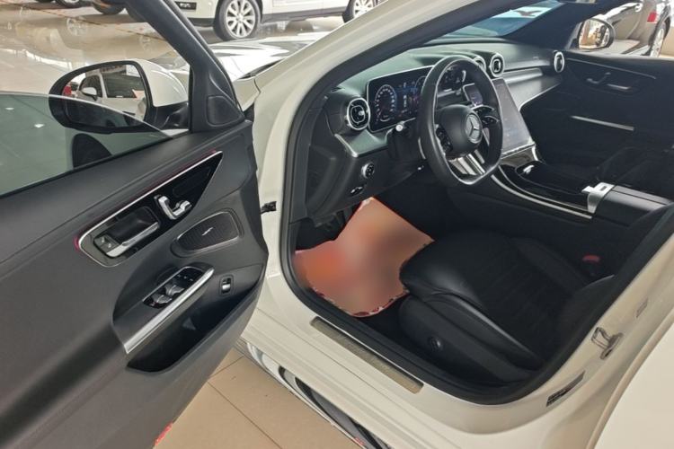 Used Mercedes-Benz C-Class 2023 Revised C 200 L Sport Edition Driver Seat