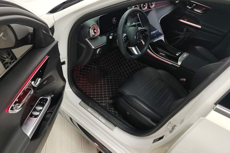 Used Mercedes-Benz C-Class 2023 C 260 L Sport Edition Driver Seat