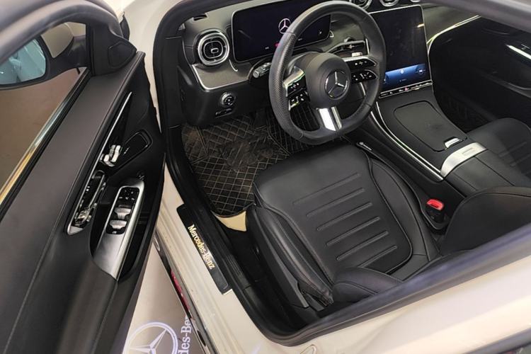 Used Mercedes-Benz C-Class 2023 Restyled C 260 L Sport Edition Driver Seat