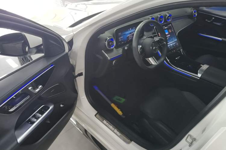 Used Mercedes-Benz C-Class 2023 C 260 L Sport Edition Driver Seat