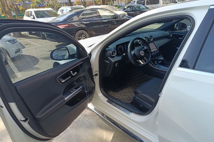 Used Mercedes-Benz C-Class 2023 C 260 L Sport Edition Driver Seat