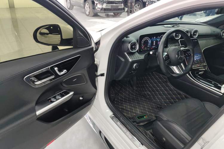Used Mercedes-Benz C-Class 2023 C 260 L Sport Edition Driver Seat