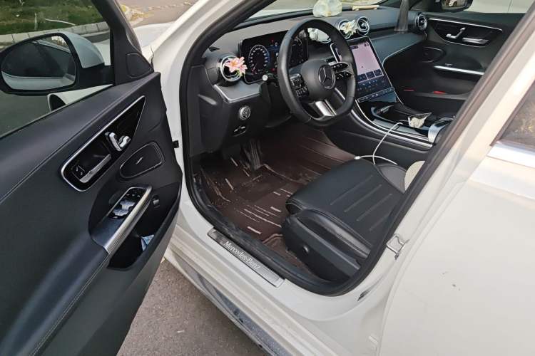 Used Mercedes-Benz C-Class 2023 C 260 L Sport Edition Driver Seat