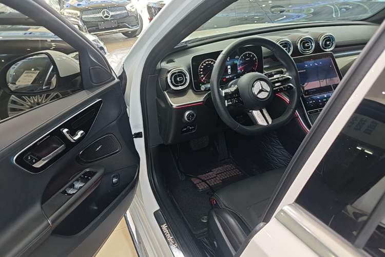 Used Mercedes-Benz C-Class 2023 Second Facelift C 260 L Sport Edition Driver Seat
