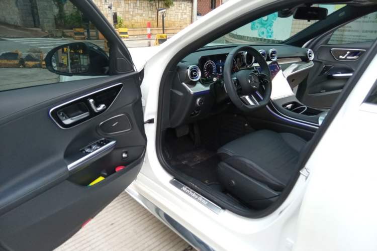 Used Mercedes-Benz C-Class 2023 C 260 L Sport Edition Driver Seat