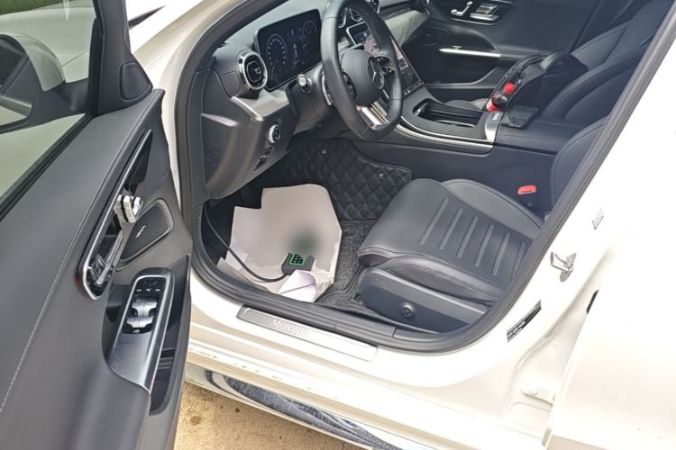 Used Mercedes-Benz C-Class 2023 Second Facelift C 260 L Sport Edition Driver Seat