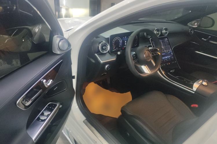 Used Mercedes-Benz C-Class 2023 Revised C 200 L Sport Edition Driver Seat