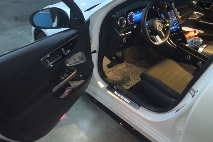Used Mercedes-Benz C-Class  Driver Seat